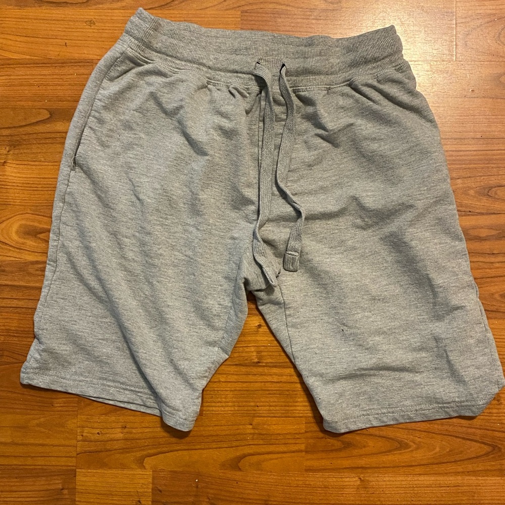 Grey Cotton-on sweat shorts
